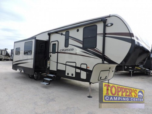 Crossroads Cruiser CR3351BH Fifth Wheel